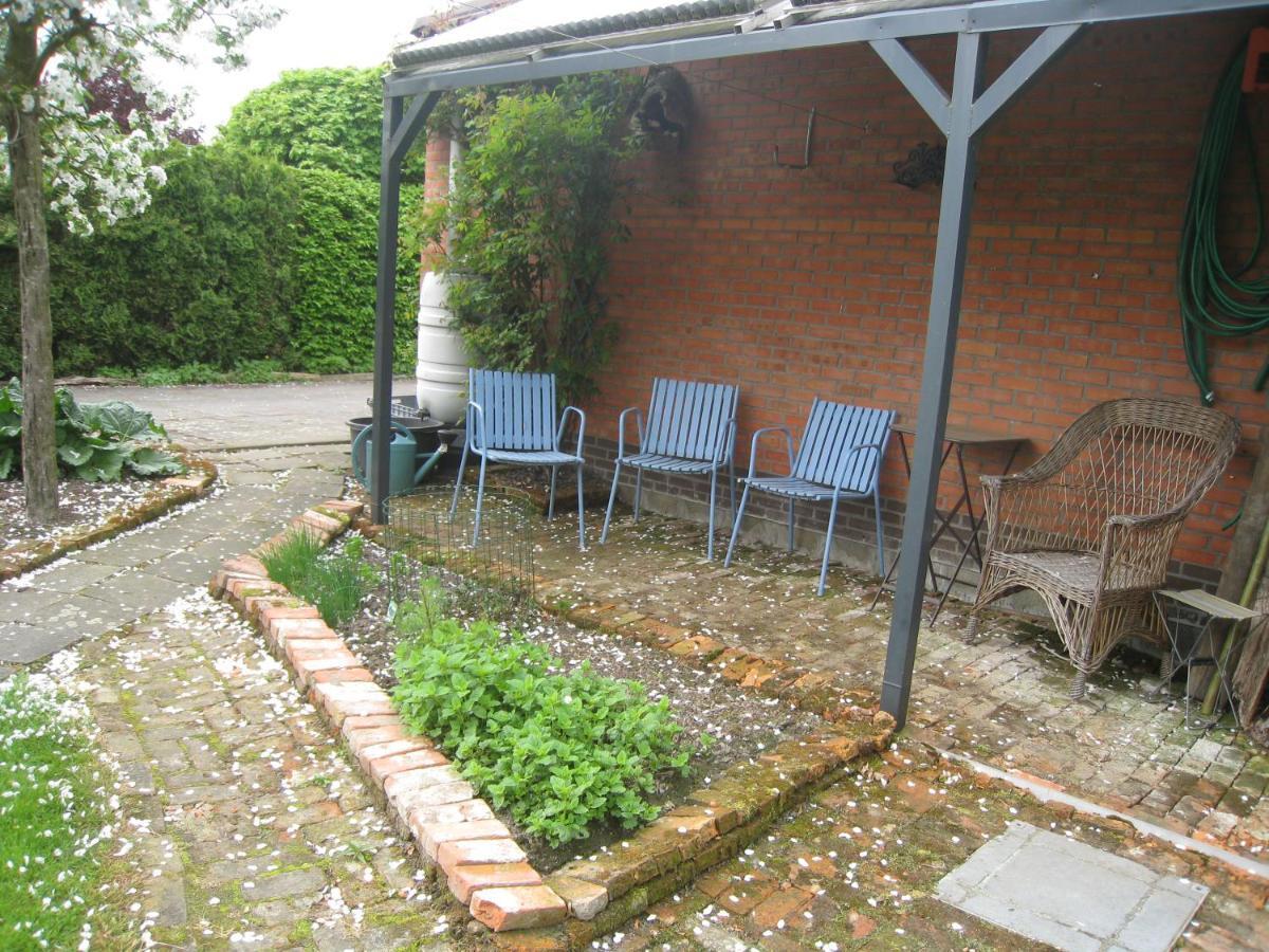 Vakantiehuis In De Velden Met Zwemvijver En Jeu De Boules Baan Lier Exterior photo